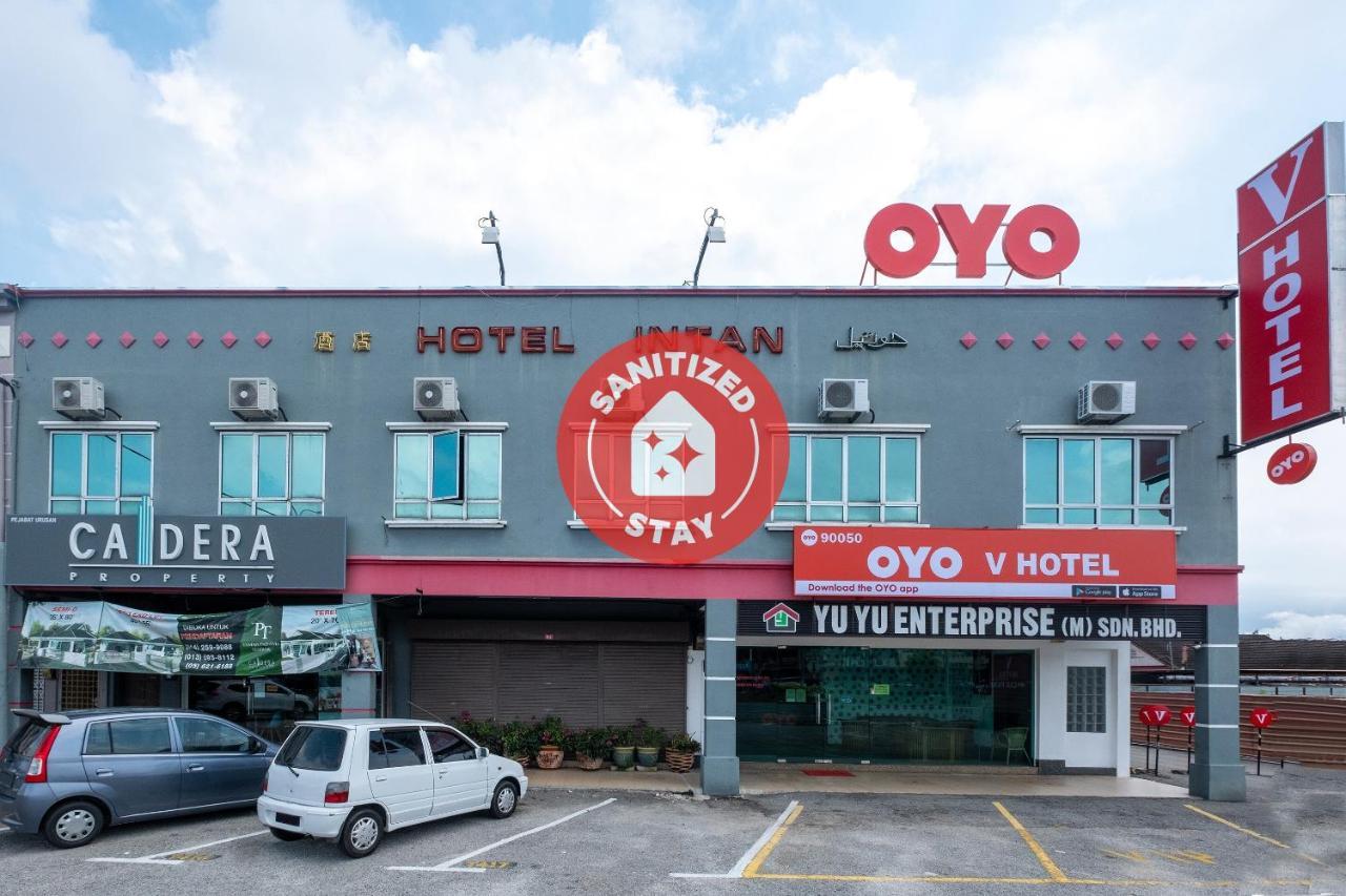 Oyo 90050 V Hotel Teluk Intan Eksteriør billede