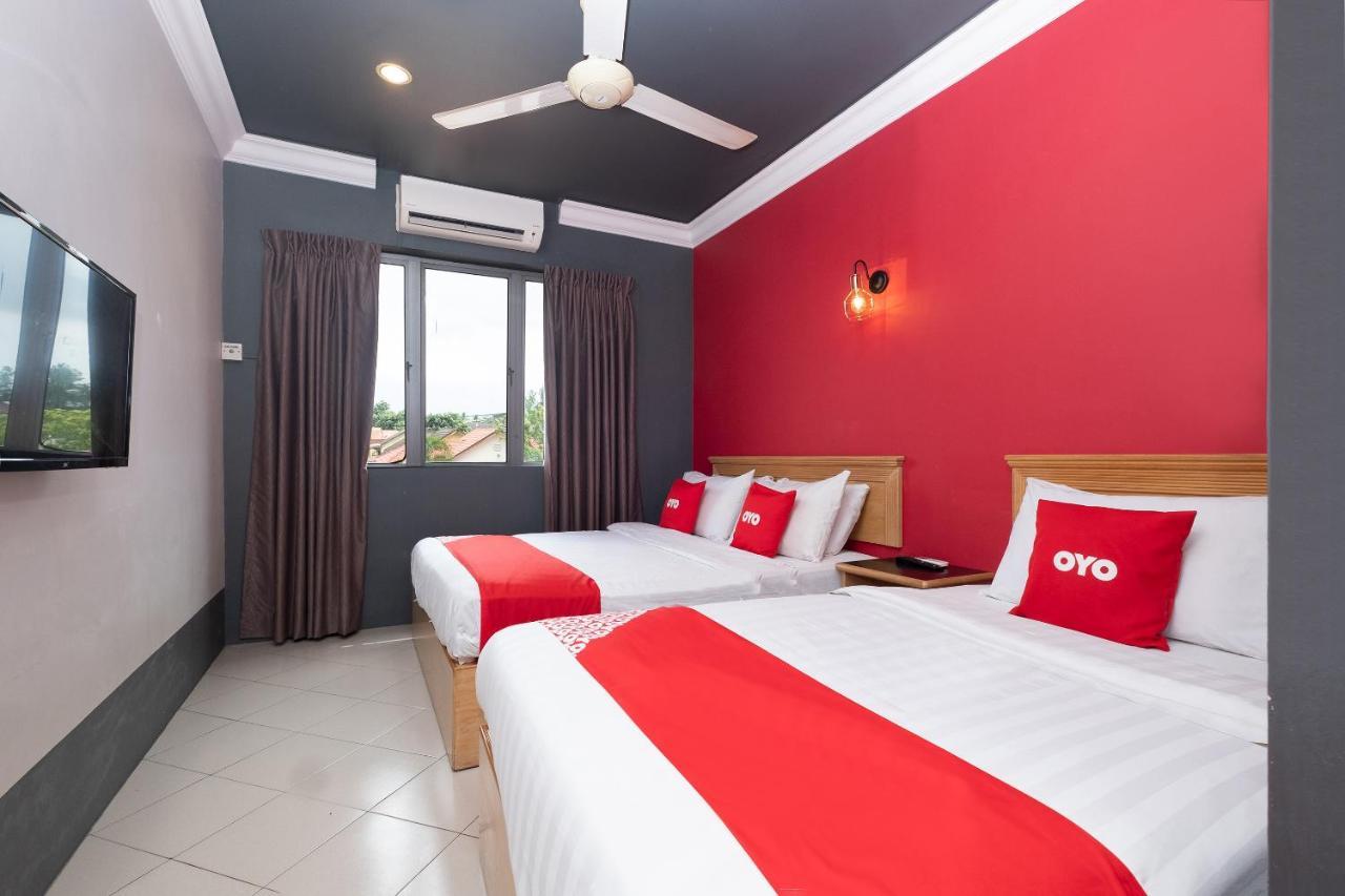 Oyo 90050 V Hotel Teluk Intan Eksteriør billede