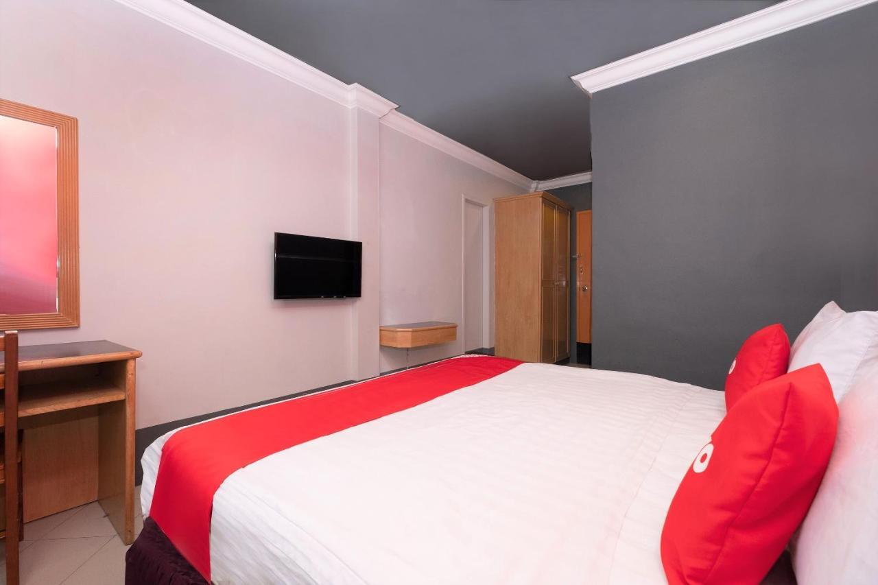 Oyo 90050 V Hotel Teluk Intan Eksteriør billede